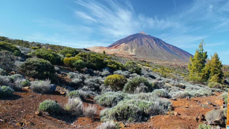 Veličastna lepota in pomen gore Teide na Tenerife