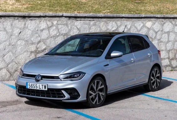Volkswagen Polo (Samodejni, 1.2 L, 5 sedežev)
