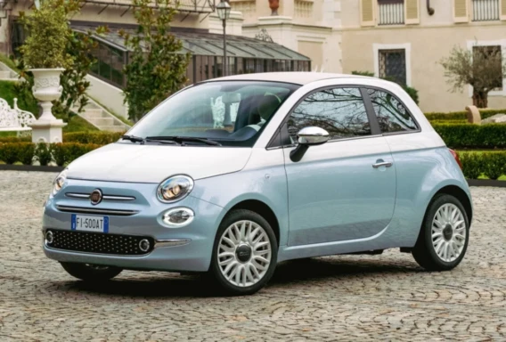 Fiat 500 (Ročni, 1.2 L, 4 sedeži)
