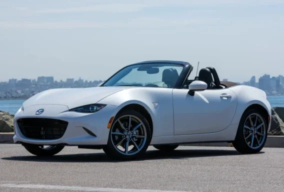 Mazda MX-5 Cabrio 2.0 (Ročni, 2.0 L, 2 sedeža)